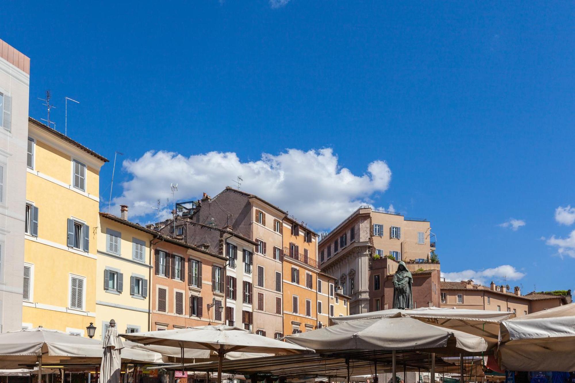 Campo Dei Fiori Holiday Home Рим Екстериор снимка