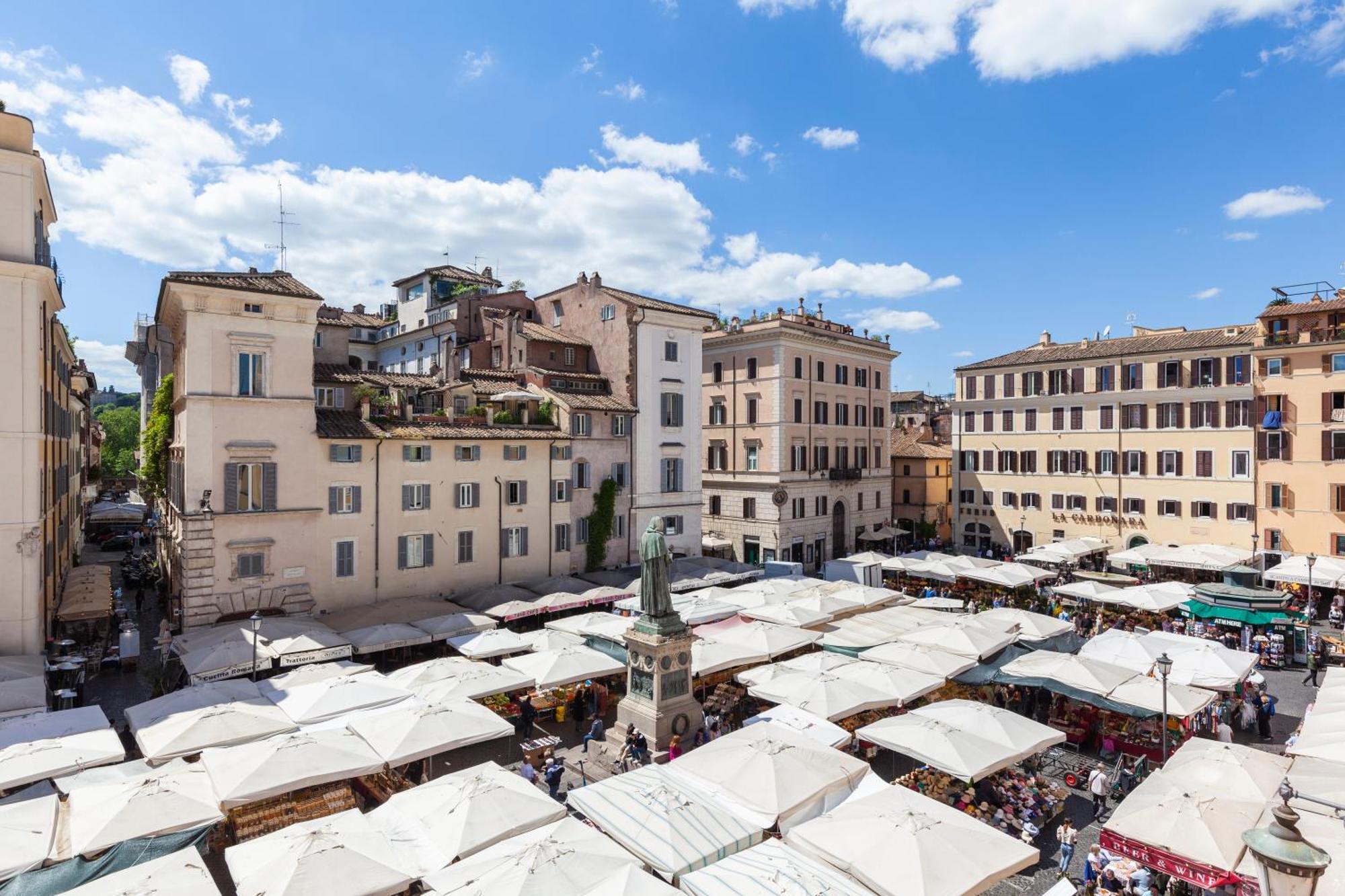 Campo Dei Fiori Holiday Home Рим Екстериор снимка