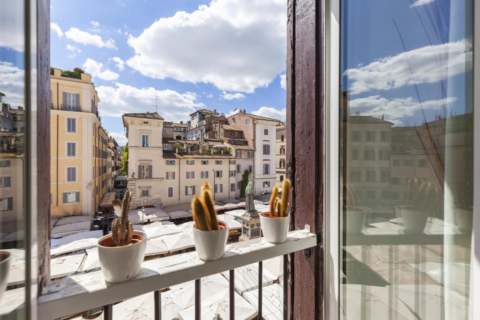 Campo Dei Fiori Holiday Home Рим Екстериор снимка